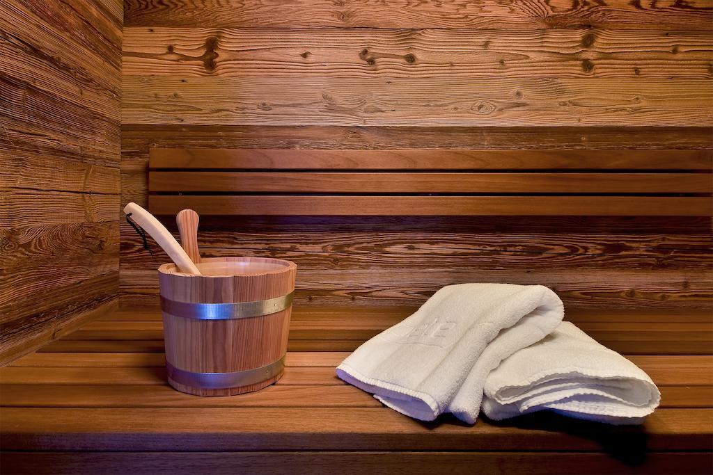 Pete Alpine Boutique Hotel - Klein Und Fein - Private Spa Suiten Und Zimmer Sankt Anton am Arlberg Pokoj fotografie