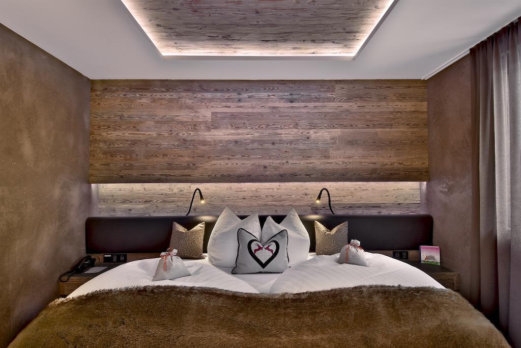 Pete Alpine Boutique Hotel - Klein Und Fein - Private Spa Suiten Und Zimmer Sankt Anton am Arlberg Exteriér fotografie