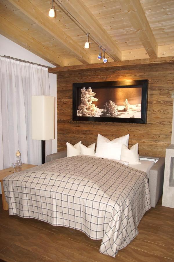 Pete Alpine Boutique Hotel - Klein Und Fein - Private Spa Suiten Und Zimmer Sankt Anton am Arlberg Pokoj fotografie