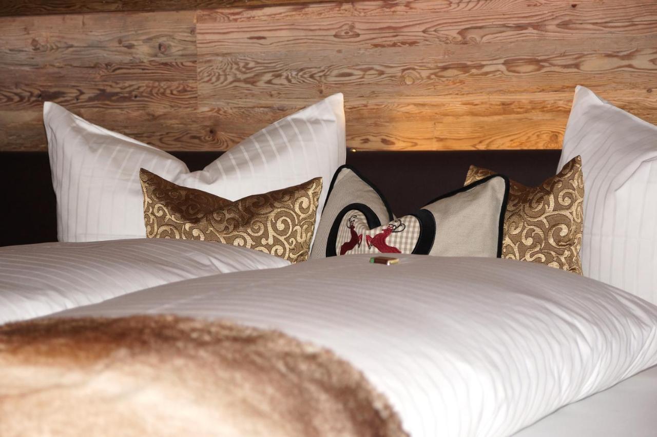 Pete Alpine Boutique Hotel - Klein Und Fein - Private Spa Suiten Und Zimmer Sankt Anton am Arlberg Pokoj fotografie